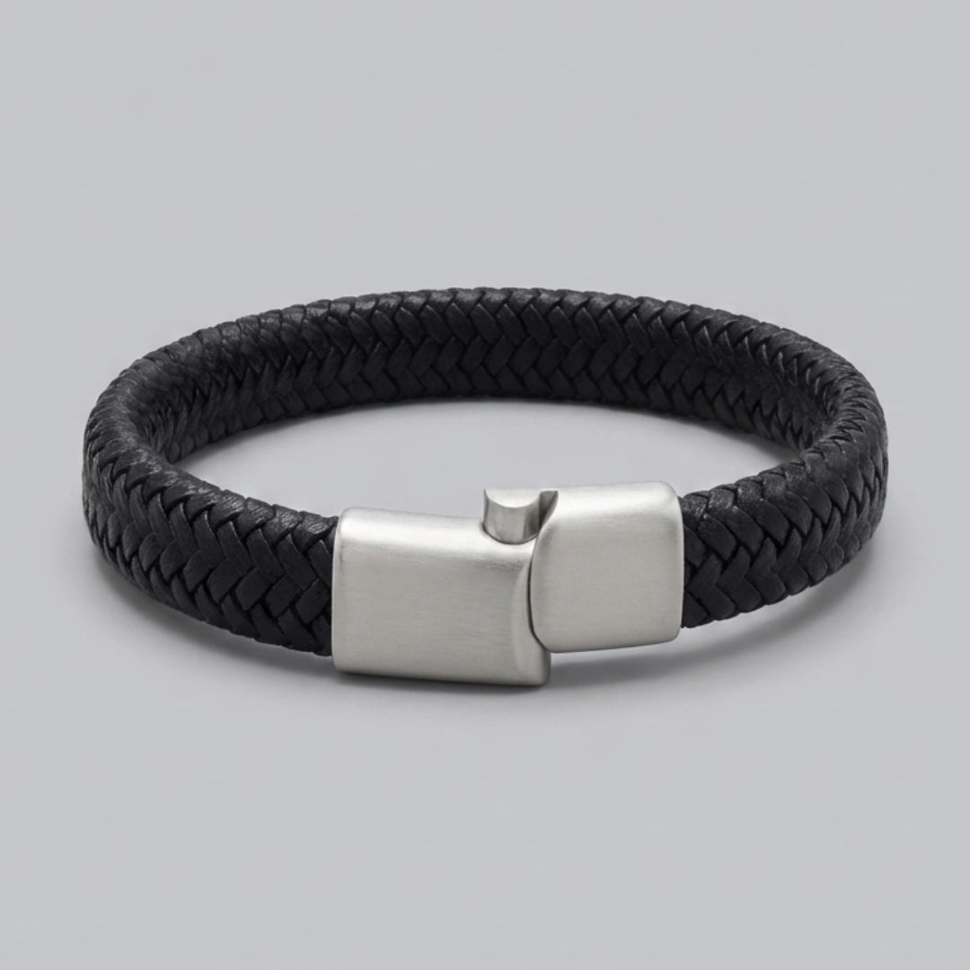 PULSERA CUERO GENUINO: NEGRO