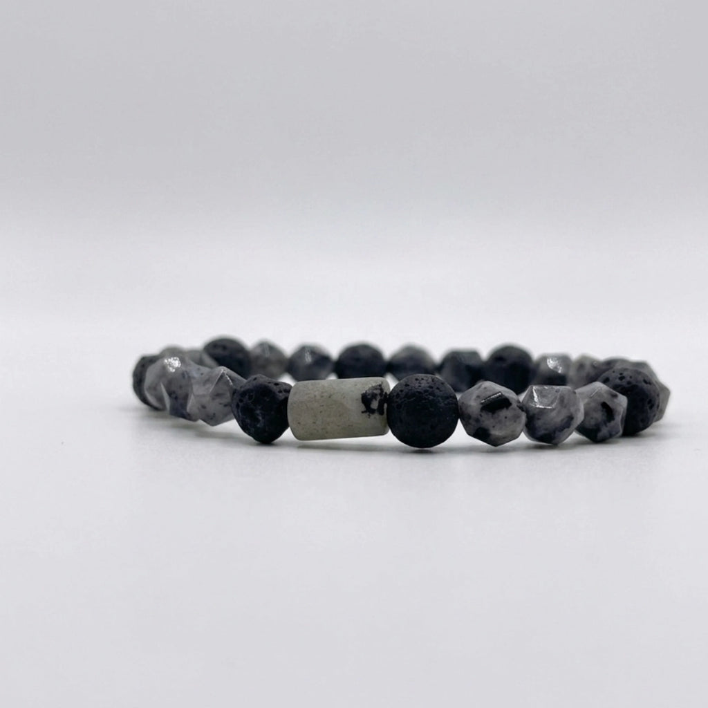 Pulsera Eclipse — Labradorita Facetada y Piedra Volcánica