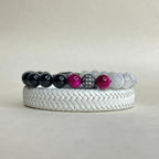 Pulsera masculina de cuero trenzado blanco con broche de acero inoxidable premium.