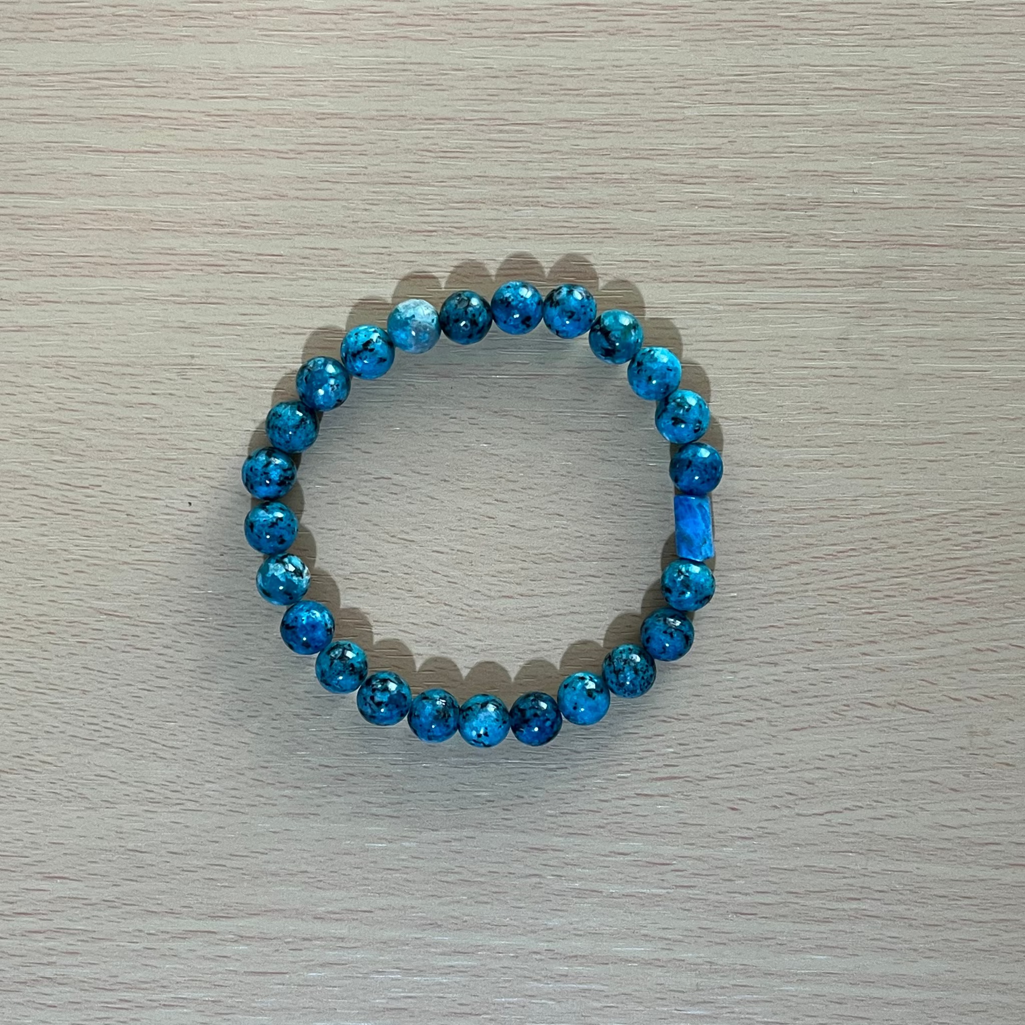 Piedra natural con vista superior de apatita azul para hombre, krv accesorio