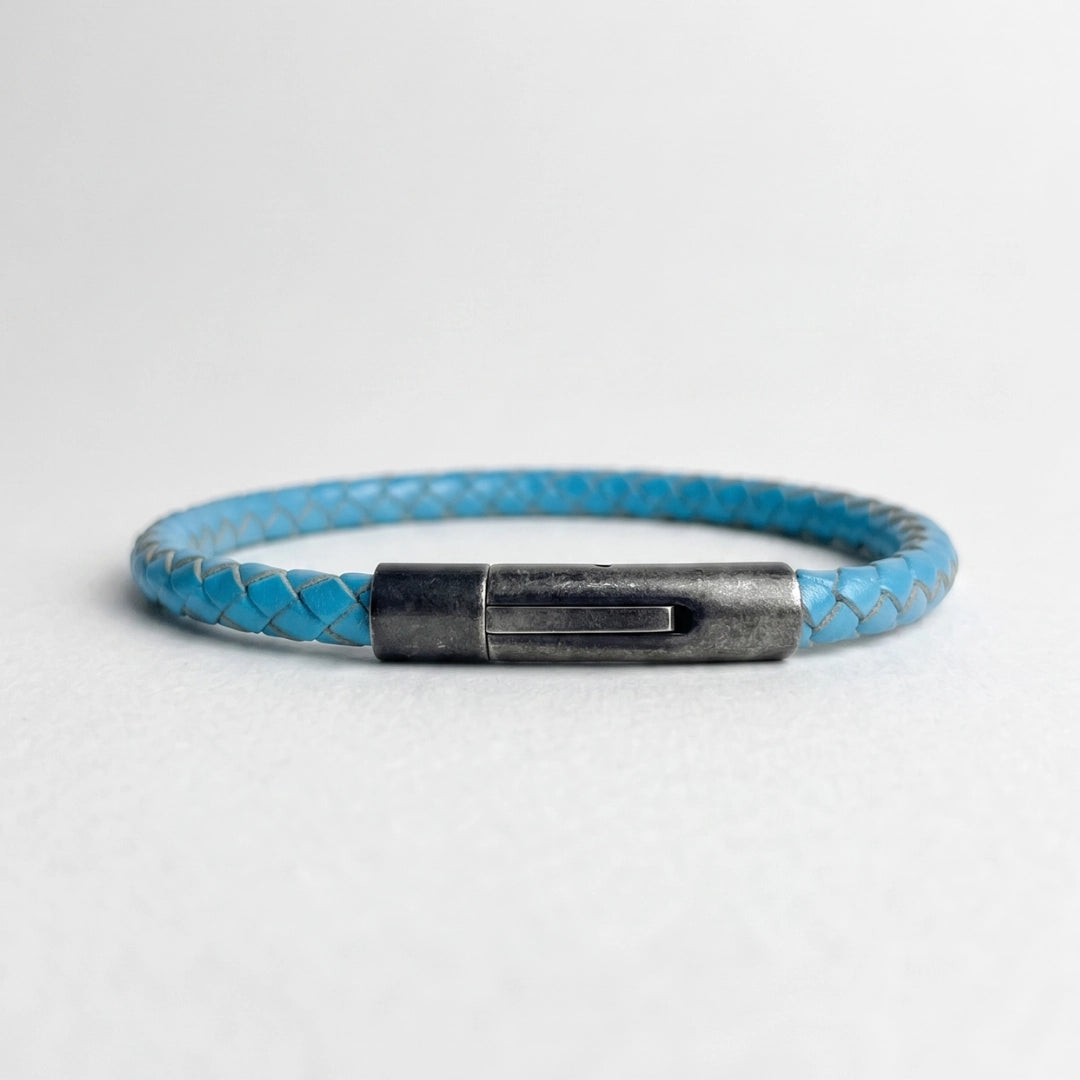 Pulsera de cuero trenzado 5 mm: Azul Celeste