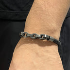 Pulsera de cuero trenzado con cadena de acero inoxidable para hombre, krv accesorios. Envios gratis y contraentrega disponible en toda Colombia 