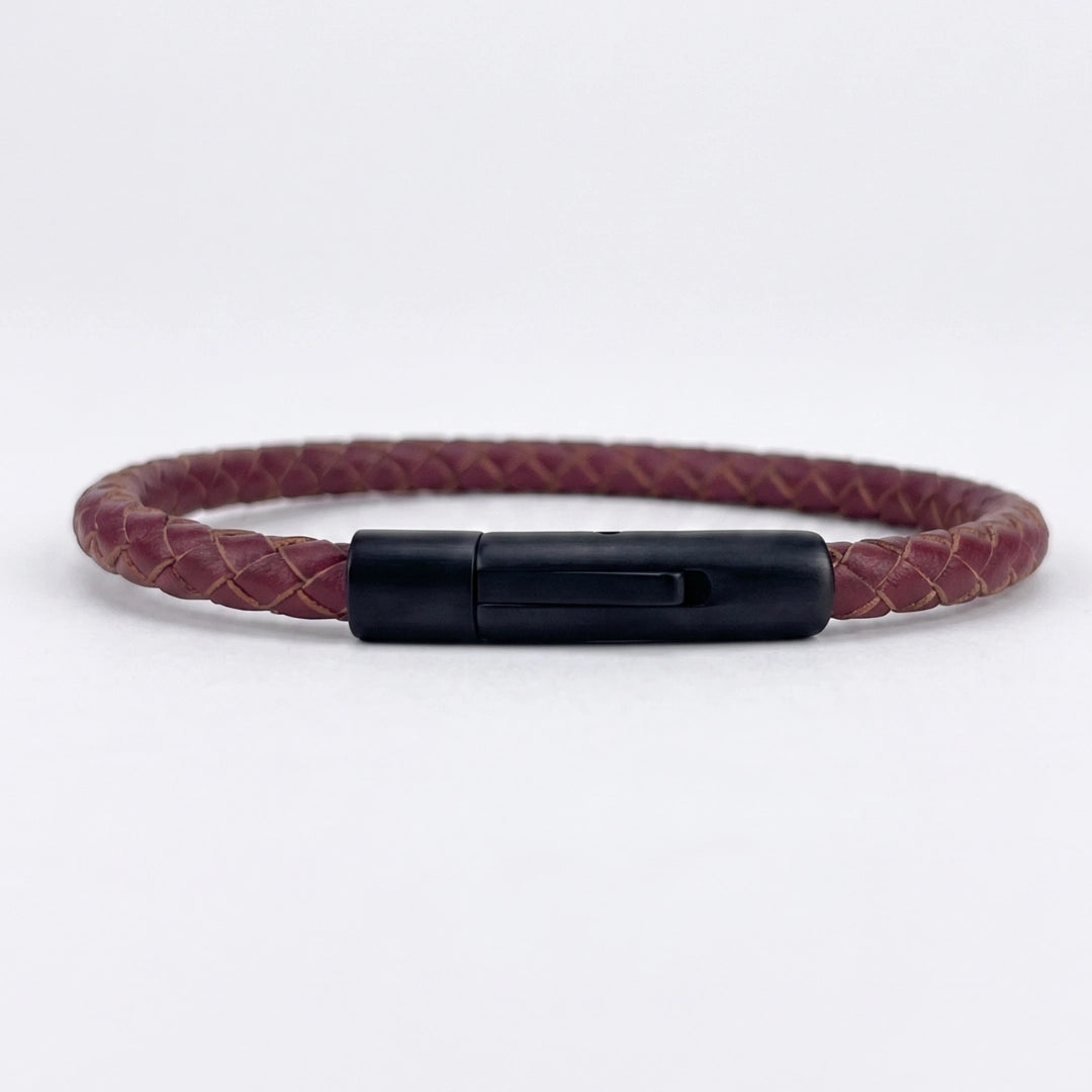 Pulsera cuero trenzado natural: Vinotinto mate