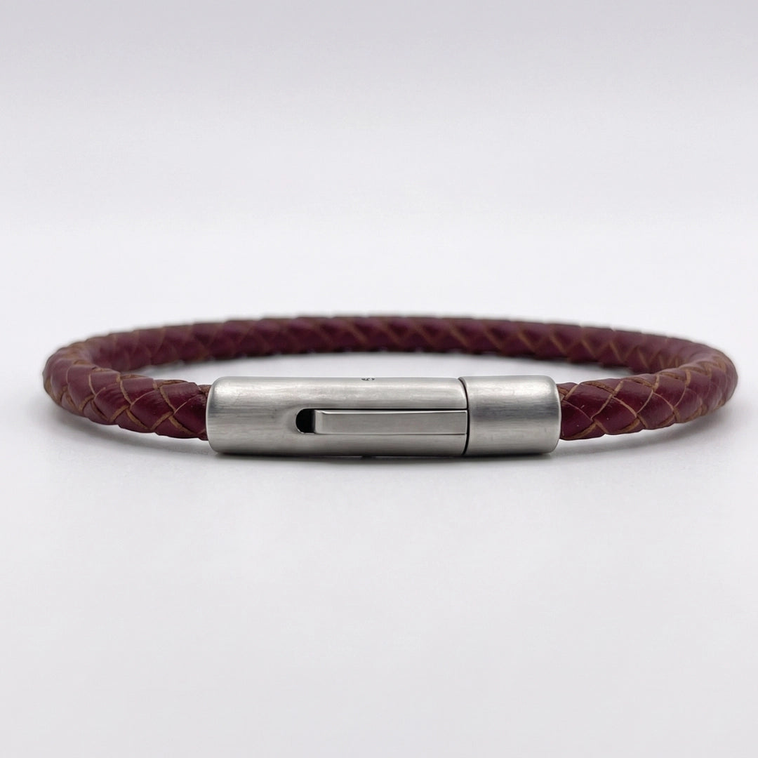 Pulsera cuero trenzado natural: Vinotinto mate