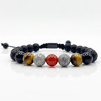Pulsera en fondo blanco profesional con piedras cornalina, jaspe gris y ojo de tigre para los amantes de piedras naturales 