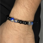 Pulsera ajustable con piedras Onix-Mate y piedras Soladita separadas entre sí por incrustaciones de circonita