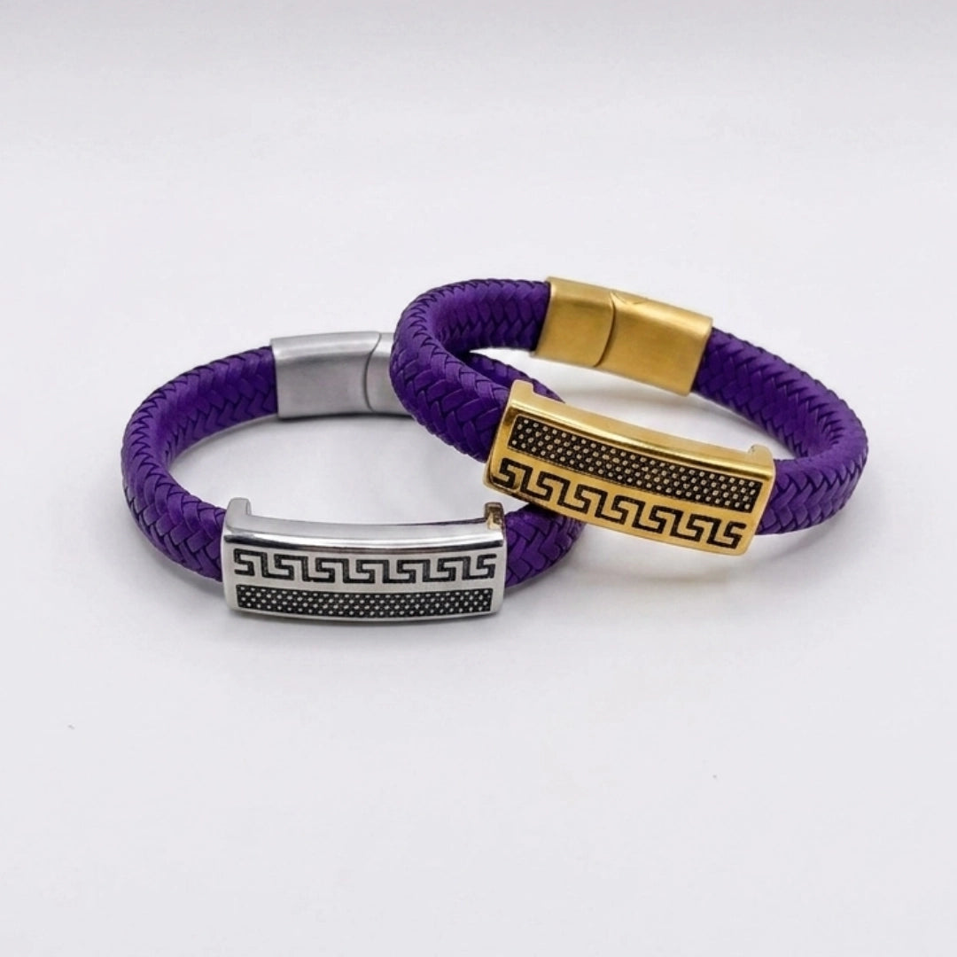 Set de pulseras de cuero con placa minimalista inspirada en la cultura griega
